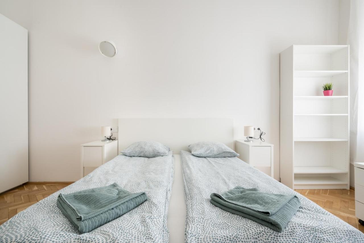 W24- Boutique Apartments, Best Location. By Bqa Budapest Exteriör bild