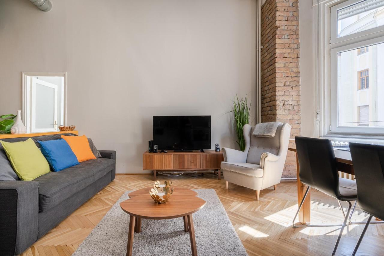 W24- Boutique Apartments, Best Location. By Bqa Budapest Exteriör bild